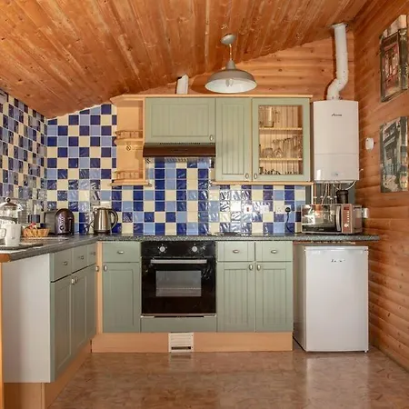 Willa Wild Oats 11 - Yellowtop Country Park - Hot Tub - Yorkshire