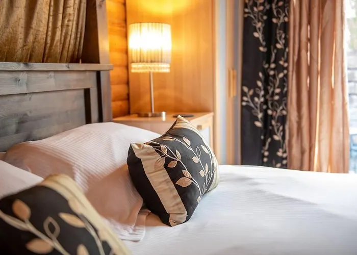 Willa Wild Oats 11 - Yellowtop Country Park - Hot Tub - Yorkshire