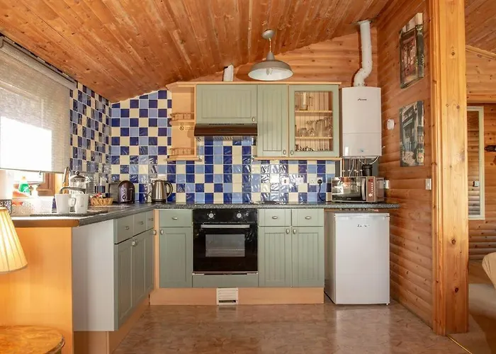 Willa Wild Oats 11 - Yellowtop Country Park - Hot Tub - Yorkshire